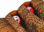 Rascador-para-gatos-nube-con-pelota-en-madera-04-Rascat-700x525